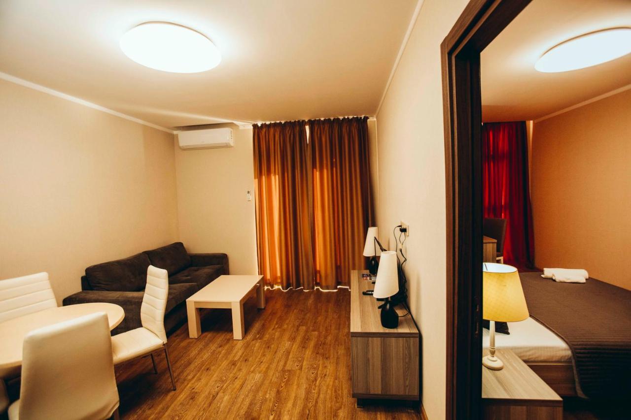 Holiday Lux Tower Batumi Zewnętrze zdjęcie