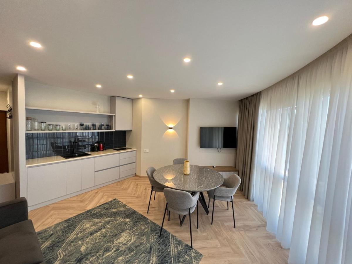 Holiday Lux Tower Batumi Zewnętrze zdjęcie