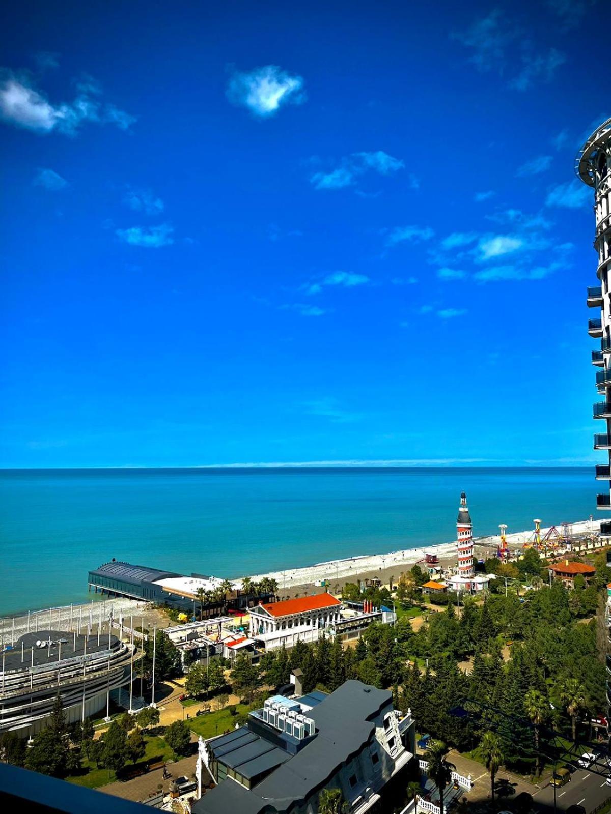 Holiday Lux Tower Batumi Zewnętrze zdjęcie