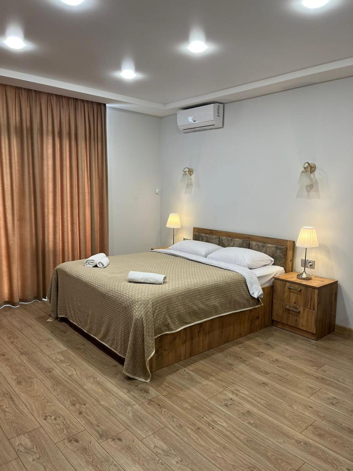 Holiday Lux Tower Batumi Zewnętrze zdjęcie