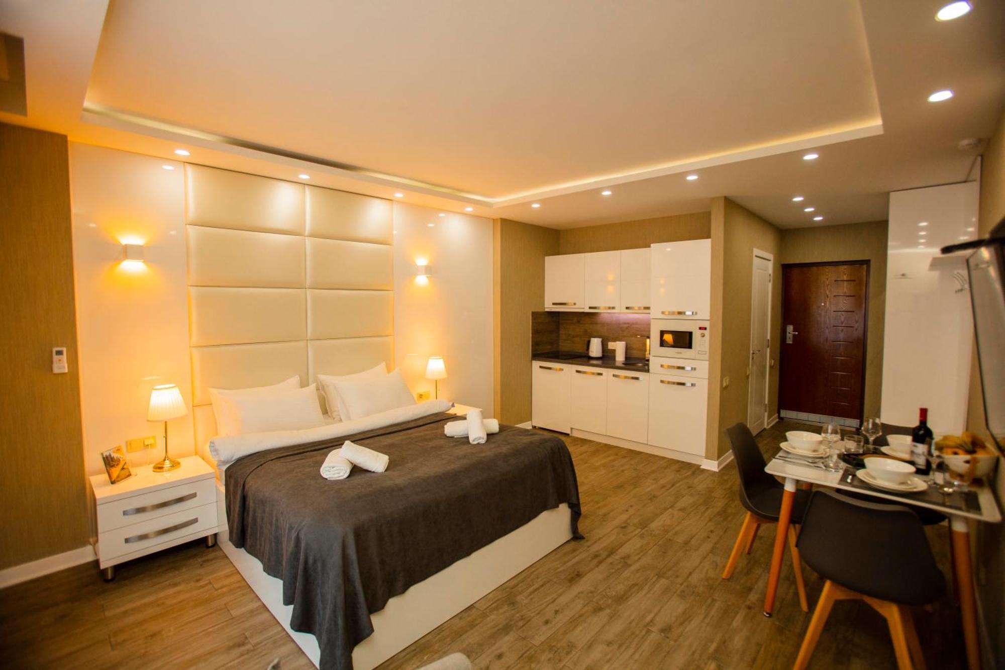 Holiday Lux Tower Batumi Zewnętrze zdjęcie