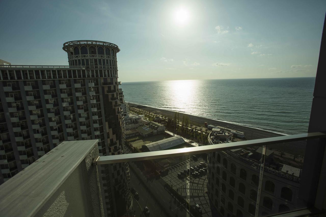 Holiday Lux Tower Batumi Zewnętrze zdjęcie